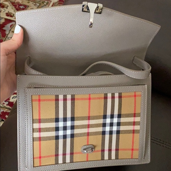 Burberry small vintage check leather crossbody - Picture 6 of 16